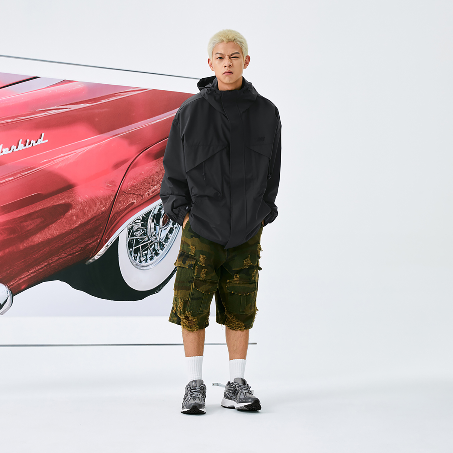 Shop New Balance Jaket Training Unisex Berbahan Breathable Warna Charcoal Black AMJ43302-ACK