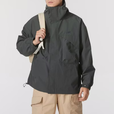 New Balance Jaket Training Unisex Berbahan Breathable Warna Charcoal Black AMJ43302-ACK 1