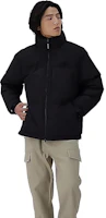 Purchase New Balance 男女通用黑色可收纳连帽羽绒服夹克。 NPD49011-BK
