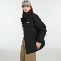 Sizing New Balance Unisex Black Windproof Down Jacket for Fall/Winter. AMJ34324-BK