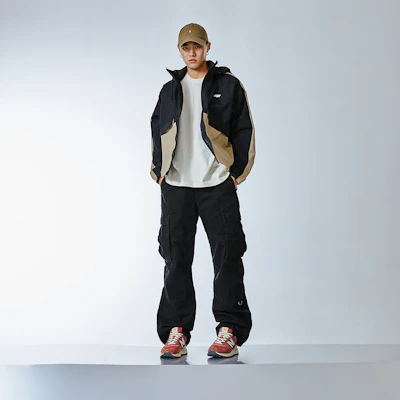 New Balance 中性復古防風連帽外套 米色 - 春秋休閒穿搭 AMJ41340-SOT Details for New Balance 中性復古防風連帽外套 米色 - 春秋休閒穿搭 AMJ41340-SOT