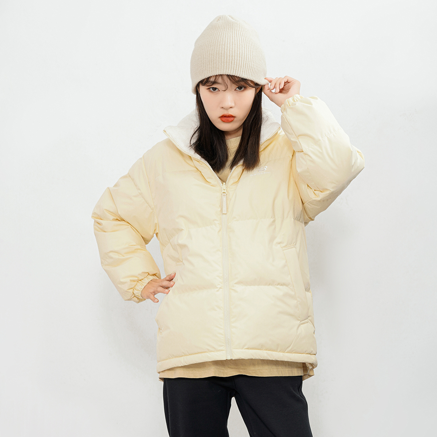 Details for New Balance 男女通用輕黃可翻轉羽絨外套 冬季系列。 5PB43153-YL