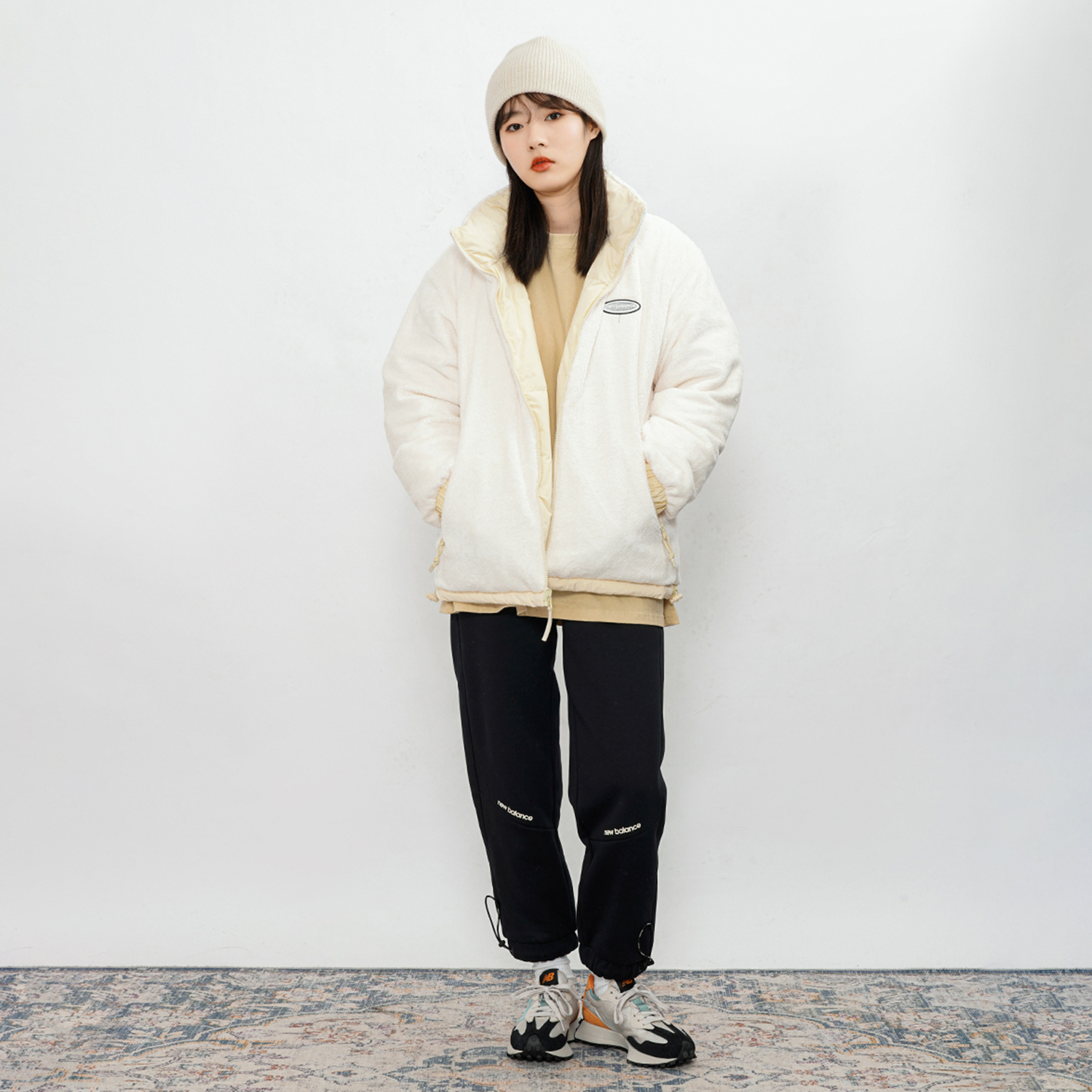 Cheap New Balance 男女通用輕黃可翻轉羽絨外套 冬季系列。 5PB43153-YL