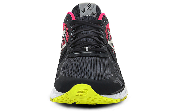 Lookbook New Balance Vazee Pace v2 Baskets Basses Noir/Rouge MPACEBR2