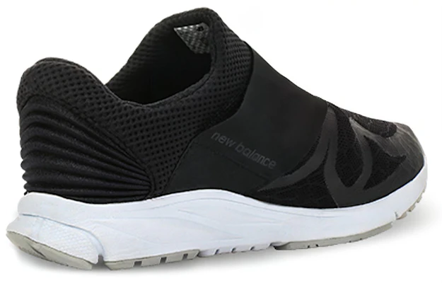 New Balance Vazee Rush Low-Top Noir ''Cement'' MLRUSHVC Lookbook New Balance Vazee Rush Low-Top Noir ''Cement'' MLRUSHVC