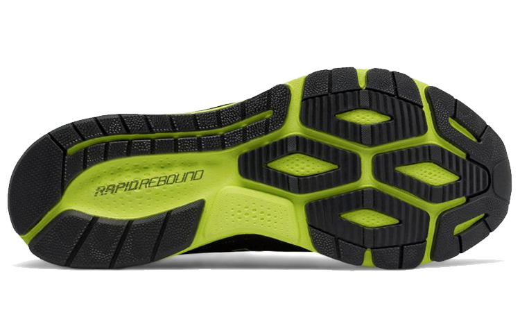 Shop New Balance Vazee Rush v2 輕便透氣休閒運動鞋 黑綠色