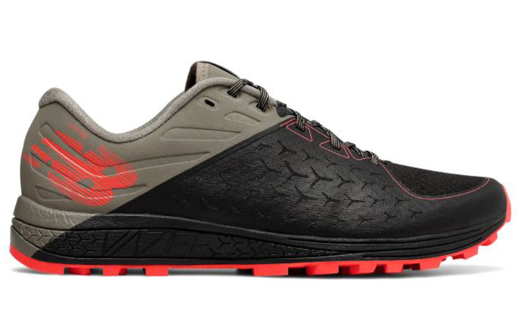 Order New Balance Vazee Summit Trail v2 輕便透氣休閒訓練鞋 黑棕色