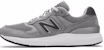 Kasut New Balance Jalan Fresh Foam 880 v6 'Kelabu Putih' MW880CG6