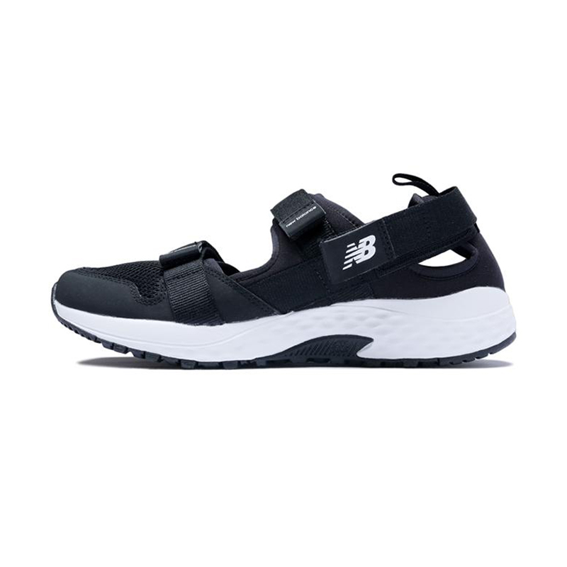 New Balance Walking Shoes Black Plain Noodles UA710AB1