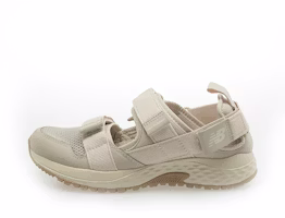 New Balance Walking Shoes Brown Surface UA710AG1 New Balance Walking Shoes Brown Surface UA710AG1