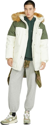 New Balance Jaket Musim Dingin Unisex Putih Hijau Parka dengan Hoodie Bulu. AMJ34323-CIC Purchase New Balance Jaket Musim Dingin Unisex Putih Hijau Parka dengan Hoodie Bulu. AMJ34323-CIC