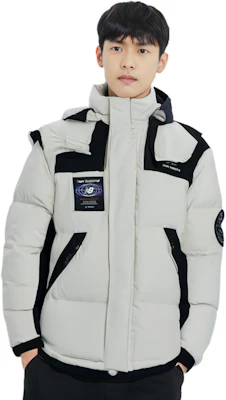 New Balance Jaket Putih Musim Dingin Ringan Tahan Angin Hangat NPA43131-CRE Sizing New Balance Jaket Putih Musim Dingin Ringan Tahan Angin Hangat NPA43131-CRE