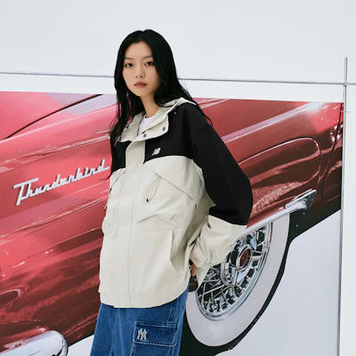 New Balance防風防水輕量連帽休閒外套卡其男女適用 AMJ43302-TWF 2