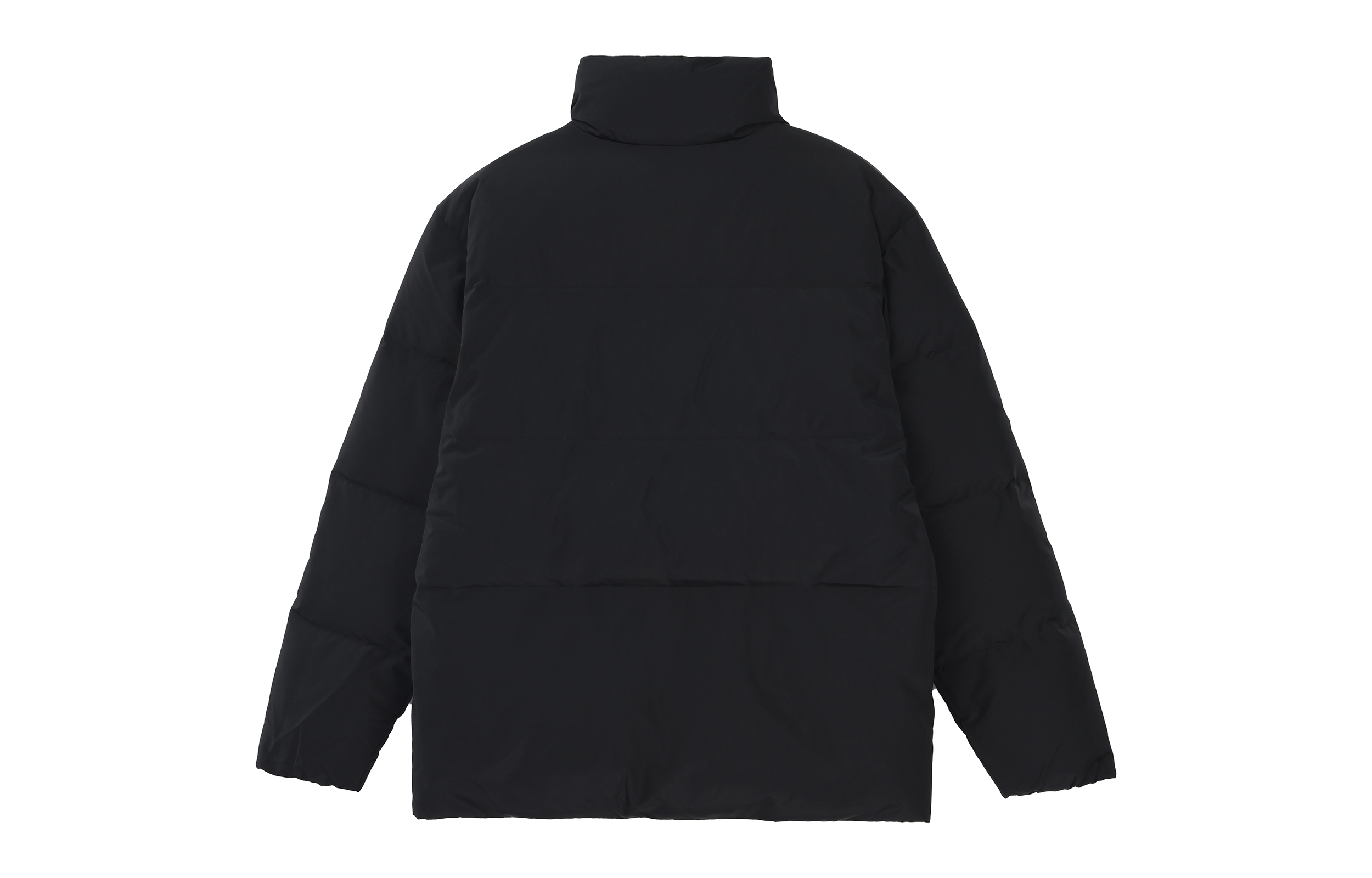 Lookbook New Balance 冬季黑色极简羽绒外套 AMJ04346-BK