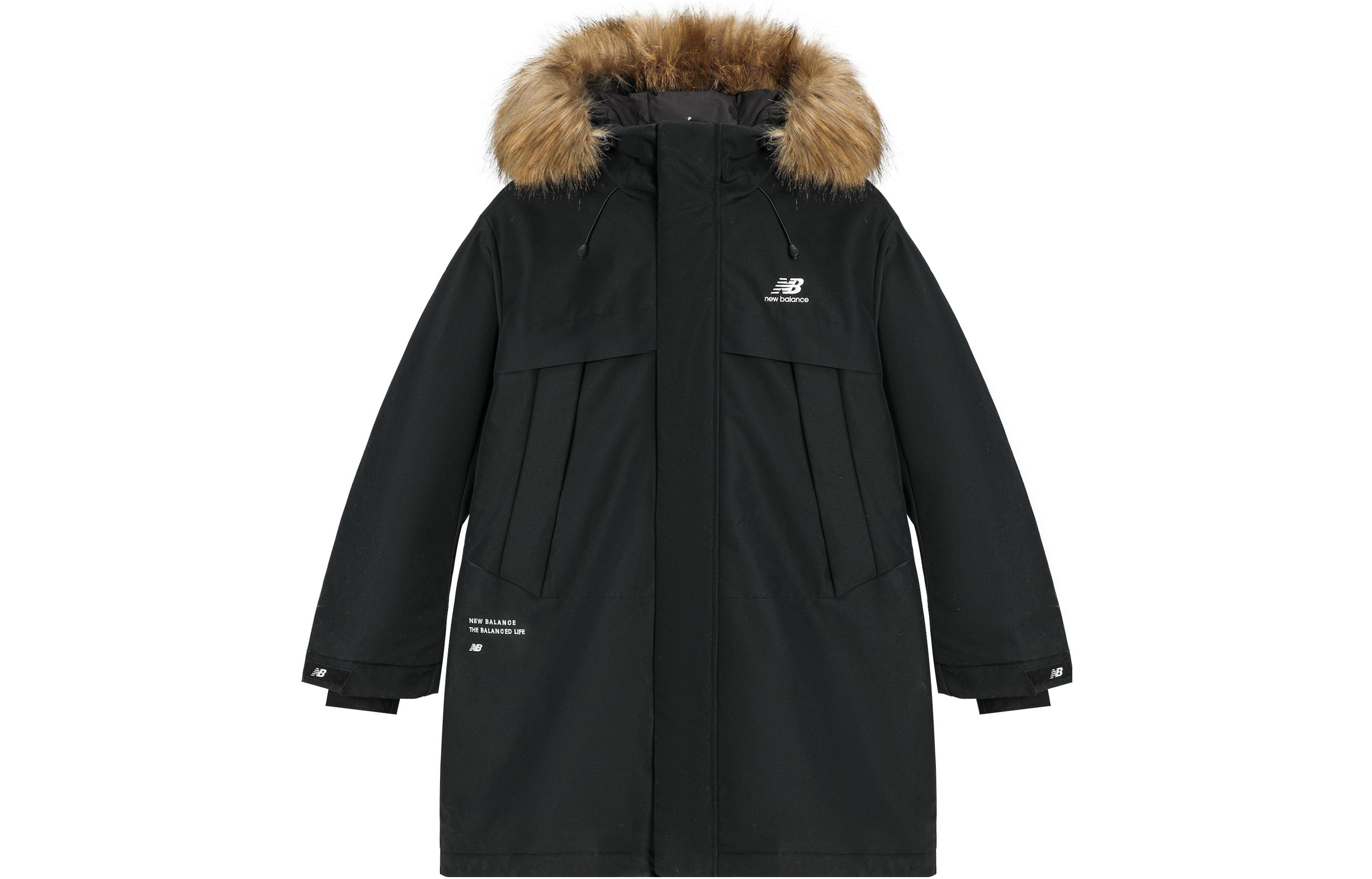 Order New Balance Chaqueta Parka Negra de Invierno con Capucha, Logo y Cuello de Piel. 5PC44303-BK