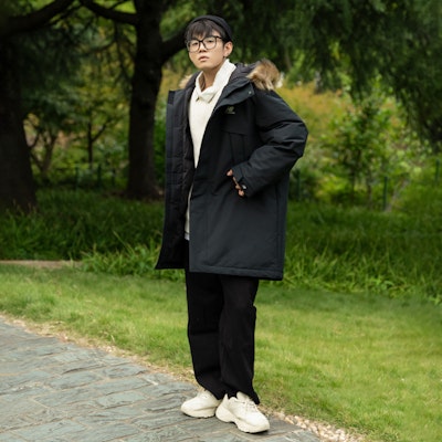 New Balance Chaqueta Parka Negra de Invierno con Capucha, Logo y Cuello de Piel. 5PC44303-BK Sizing New Balance Chaqueta Parka Negra de Invierno con Capucha, Logo y Cuello de Piel. 5PC44303-BK