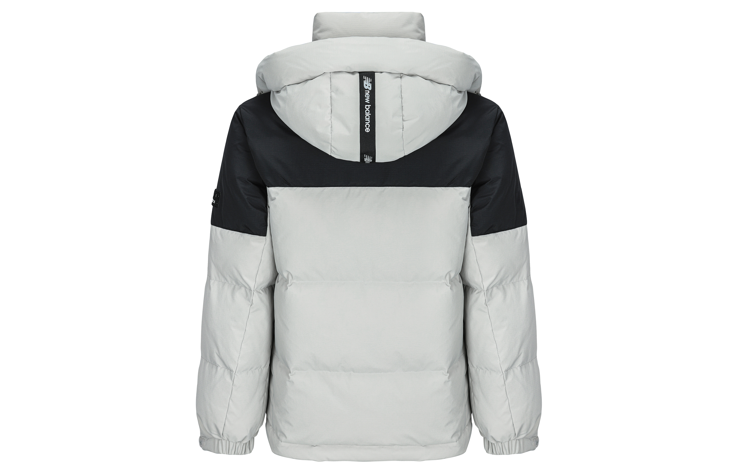 Lookbook 뉴발란스 윈터 후드 푸퍼 재킷 라이트 그레이 컬러블록 디자인 AMJ14323-ARF