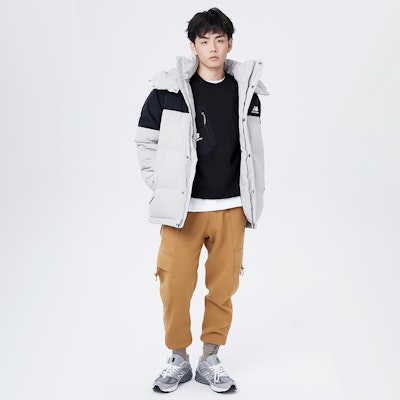 뉴발란스 윈터 후드 푸퍼 재킷 라이트 그레이 컬러블록 디자인 AMJ14323-ARF 2