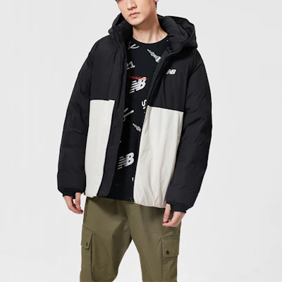 New Balance Jaket Puffer Musim Dingin dengan Hoodie, Hitam/Putih Kombinasi NPA4S013BK Purchase New Balance Jaket Puffer Musim Dingin dengan Hoodie, Hitam/Putih Kombinasi NPA4S013BK