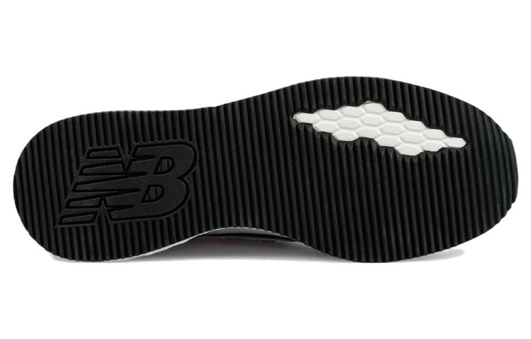 NB X-70 'White Black' 圖 4