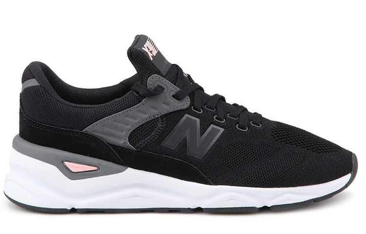 Order New Balance X-90 黑色

New Balance X-90 黑色顏色