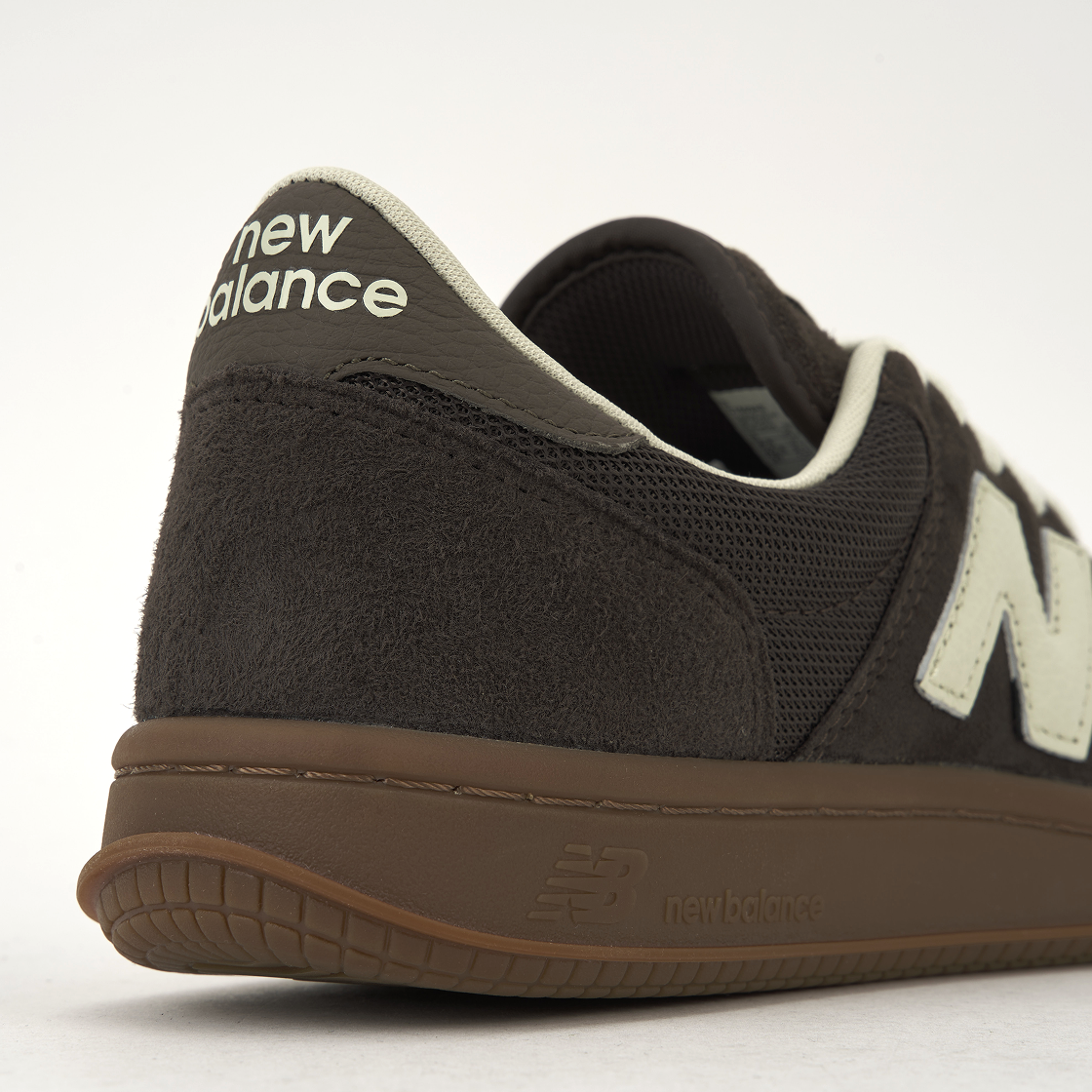 Cheap AURALEE × New Balance T500 復古棕 CT500AE