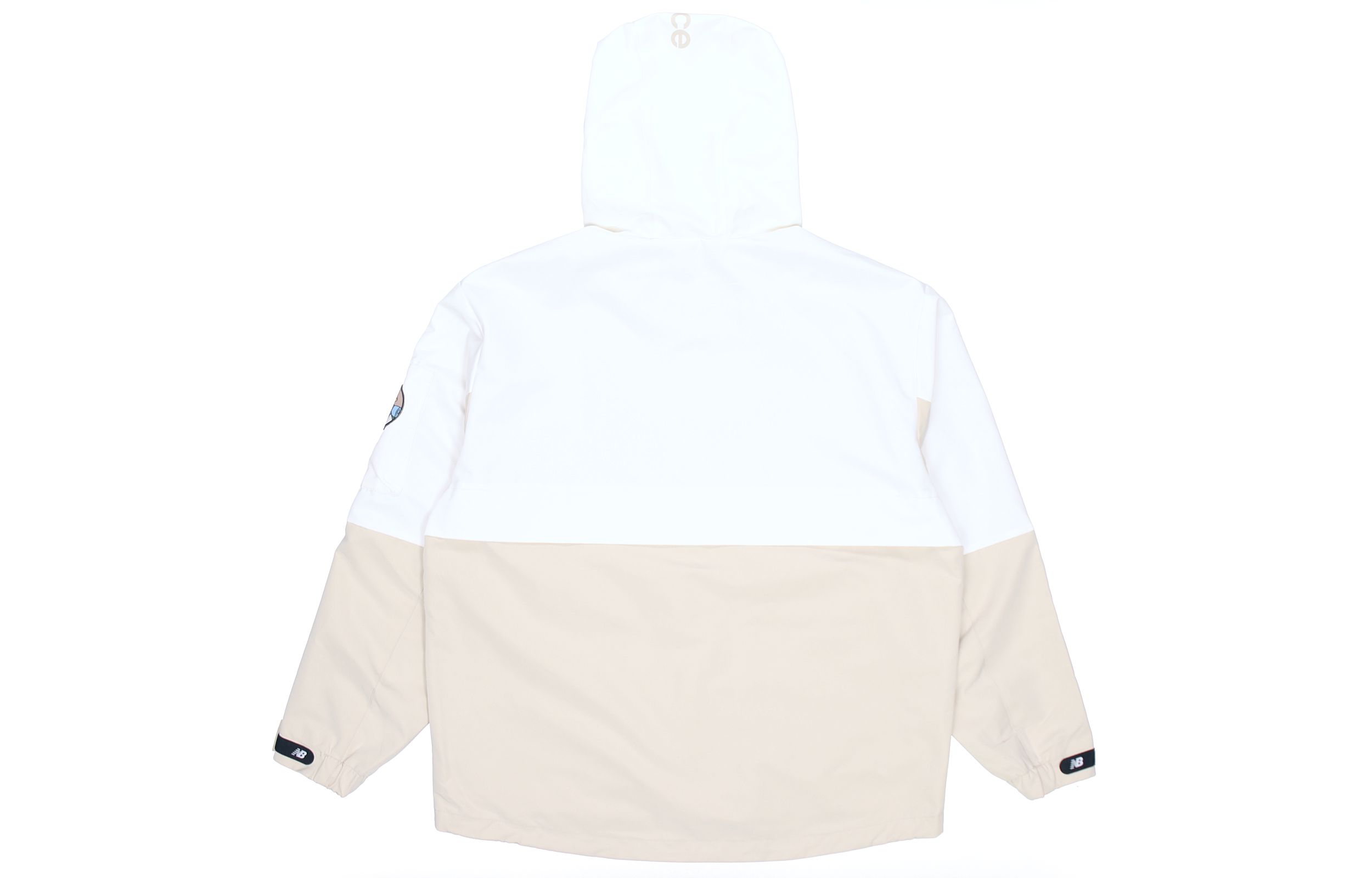 Lookbook Chaqueta Sudadera Unisex New Balance x JHI Colorblock Off-White. NAA89023-IV