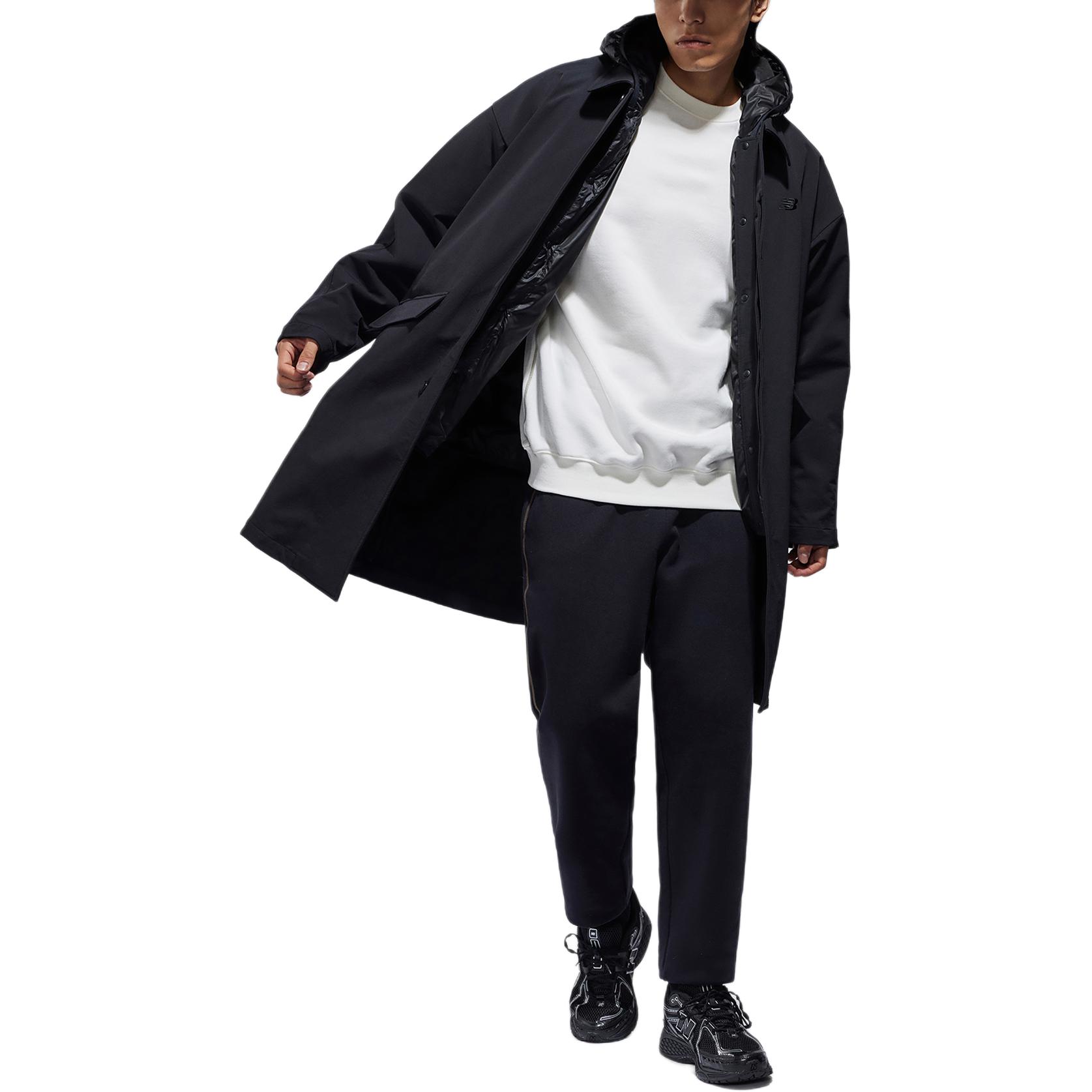 Details for New Balance x TAION Chaqueta Negra Ligera Outdoor Acolchada. NPD4N023-BK