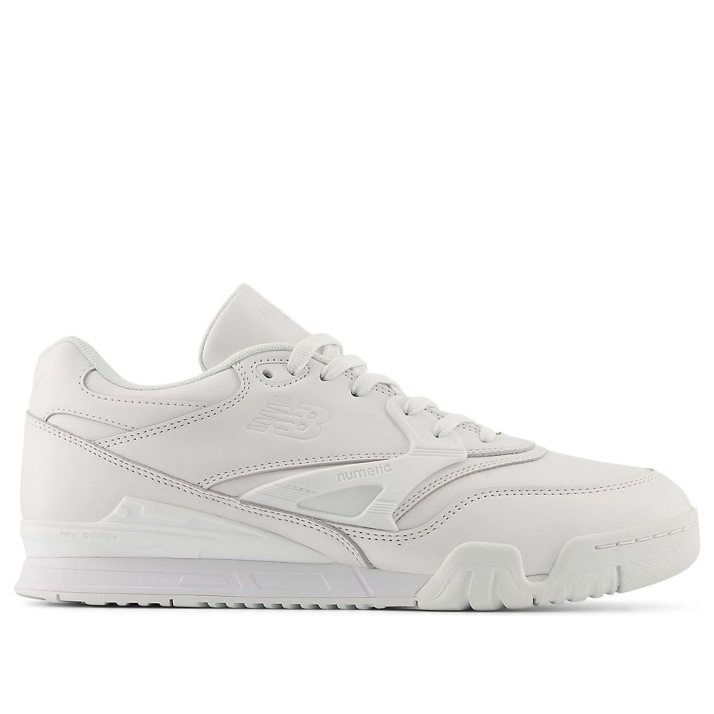 Order New Balance x The Grand Collection 770 ''Putih'' NM770GNY