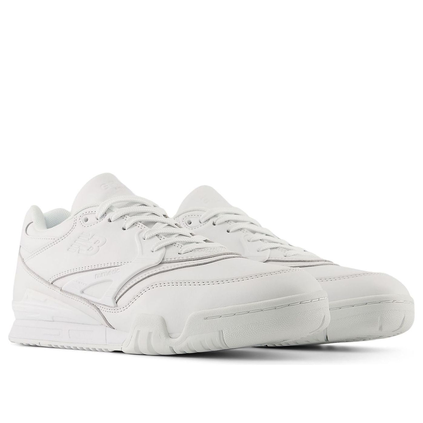 Shop New Balance x The Grand Collection 770 ''Putih'' NM770GNY