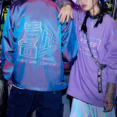 ニューエラ SS22 レインボーリフレクティブロゴ コーチジャケット ユニセックス 13095686 Purchase ニューエラ SS22 レインボーリフレクティブロゴ コーチジャケット ユニセックス 13095686