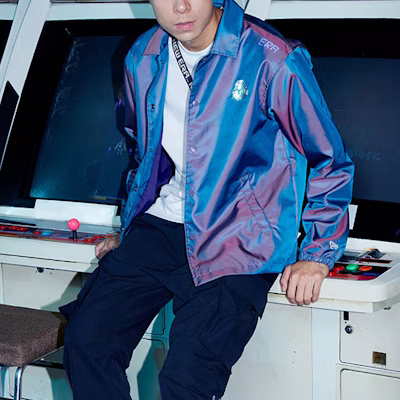 ニューエラ SS22 レインボーリフレクティブロゴ コーチジャケット ユニセックス 13095686 Details for ニューエラ SS22 レインボーリフレクティブロゴ コーチジャケット ユニセックス 13095686