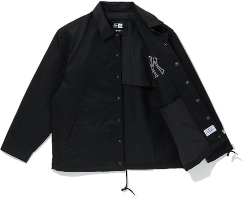 New Era SS23 MLB 紐約洋基隊 黑色翻領長袖外套 男女適用。 13546471 Shop New Era SS23 MLB 紐約洋基隊 黑色翻領長袖外套 男女適用。 13546471