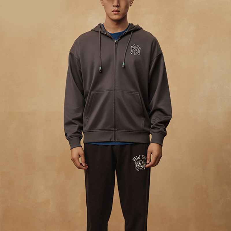 Shop New Era SS24 MLB 紐約洋基刺繡連帽衣 男女款 深灰色 14112300