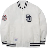 New Era SS24 MLB San Diego Padres Striped Lettering Varsity Jacket White Unisex. 14179151 New Era SS24 MLB San Diego Padres Striped Lettering Varsity Jacket White Unisex. 14179151