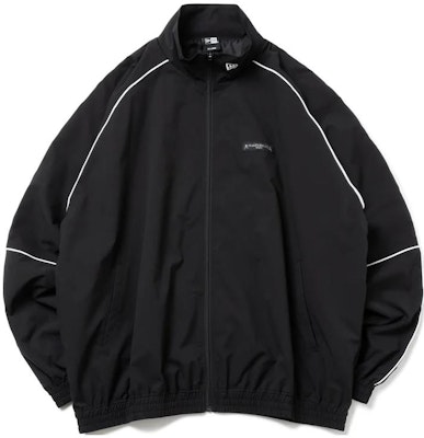 New Era x MASTERMIND WORLD SS24 Jaket Hitam Unisex dengan Jahitan Putih. 14200707 Buy New Era x MASTERMIND WORLD SS24 Jaket Hitam Unisex dengan Jahitan Putih. 14200707