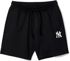New Era x MLB Yankees Solid Logo Print Mid-Rise Casual Shorts (Gift Box Included) 13546438 New Era x MLB Yankees Solid Logo Print Mid-Rise Casual Shorts (Gift Box Included) 13546438