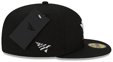 뉴에라 x 페이퍼 플레인즈 휴스턴 애스트로스 59FIFTY Fitted 모자
Order 뉴에라 x 페이퍼 플레인즈 휴스턴 애스트로스 59FIFTY Fitted 모자