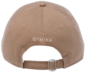 Topi New Era x Takashi Murakami Strap 9Thirty Beige "Bunga" 13082119 Lookbook Topi New Era x Takashi Murakami Strap 9Thirty Beige "Bunga" 13082119