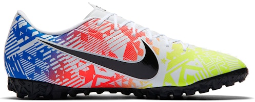 ネイマール×ナイキ マーキュリアル ヴェイパー 13 アカデミー TF "プリズマティック" AT7995-104 Order ネイマール×ナイキ マーキュリアル ヴェイパー 13 アカデミー TF "プリズマティック" AT7995-104