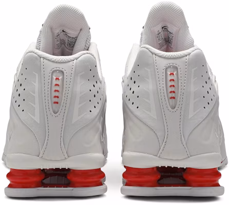 Neymar Jr. x Nike Shox R4 'Platinum Tint' BV1387-002 Details for Neymar Jr. x Nike Shox R4 'Platinum Tint' BV1387-002