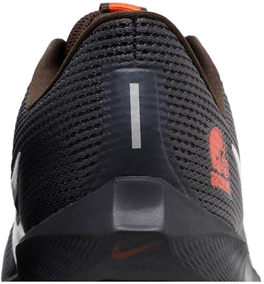 Buy NFL x Nike Air Zoom Pegasus 40 'Cleveland Browns' DZ5950-001 - Novelship