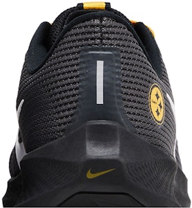 NFL×ナイキ エア ズーム ペガサス 40 スティーラーズ DZ6006-001 Sizing NFL×ナイキ エア ズーム ペガサス 40 スティーラーズ DZ6006-001