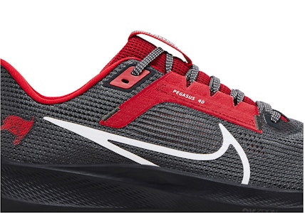 NFL×Nike エアズーム ペガサス 40 "バッカニアーズ" DZ5995-001 Order NFL×Nike エアズーム ペガサス 40 "バッカニアーズ" DZ5995-001