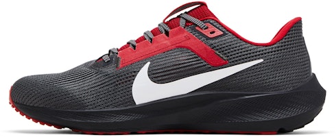 NFL x Nike Air Zoom Pegasus 40 '坦帕灣海盜隊' DZ5995-001 Lookbook NFL x Nike Air Zoom Pegasus 40 '坦帕灣海盜隊' DZ5995-001