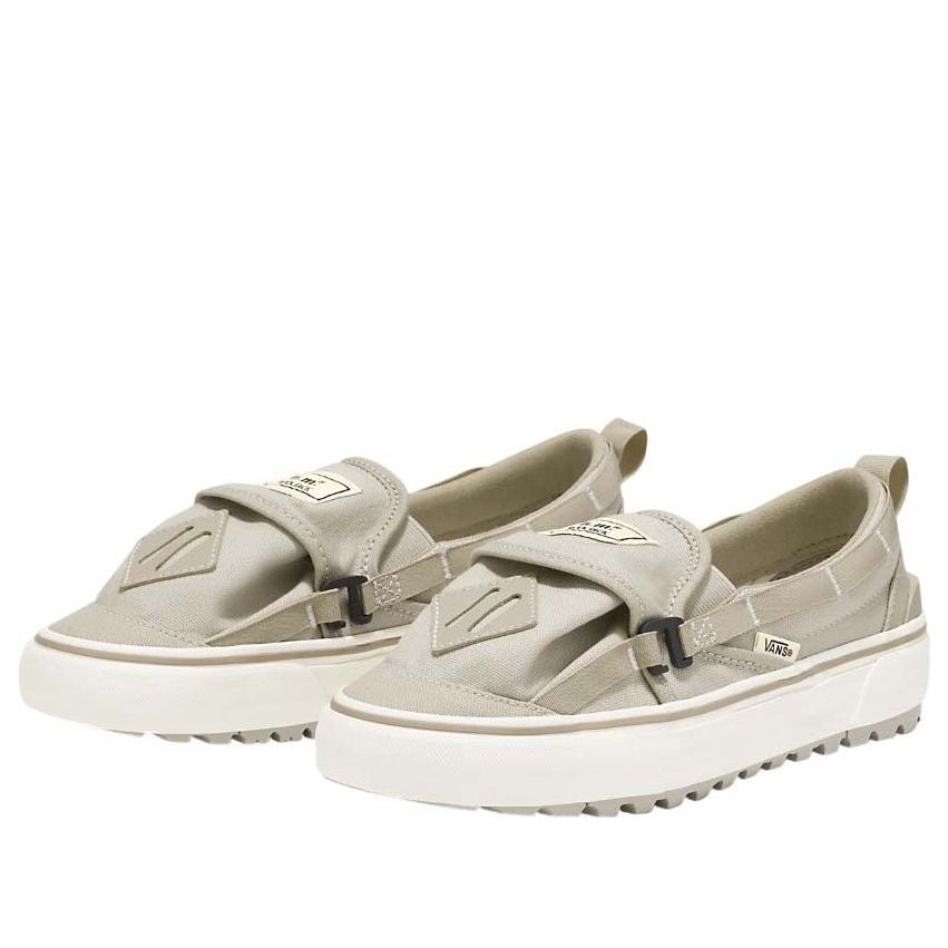 Order ニコール・マクローリン x バンズ リュックサック スリッポン ''タン'' VN000S99JM9