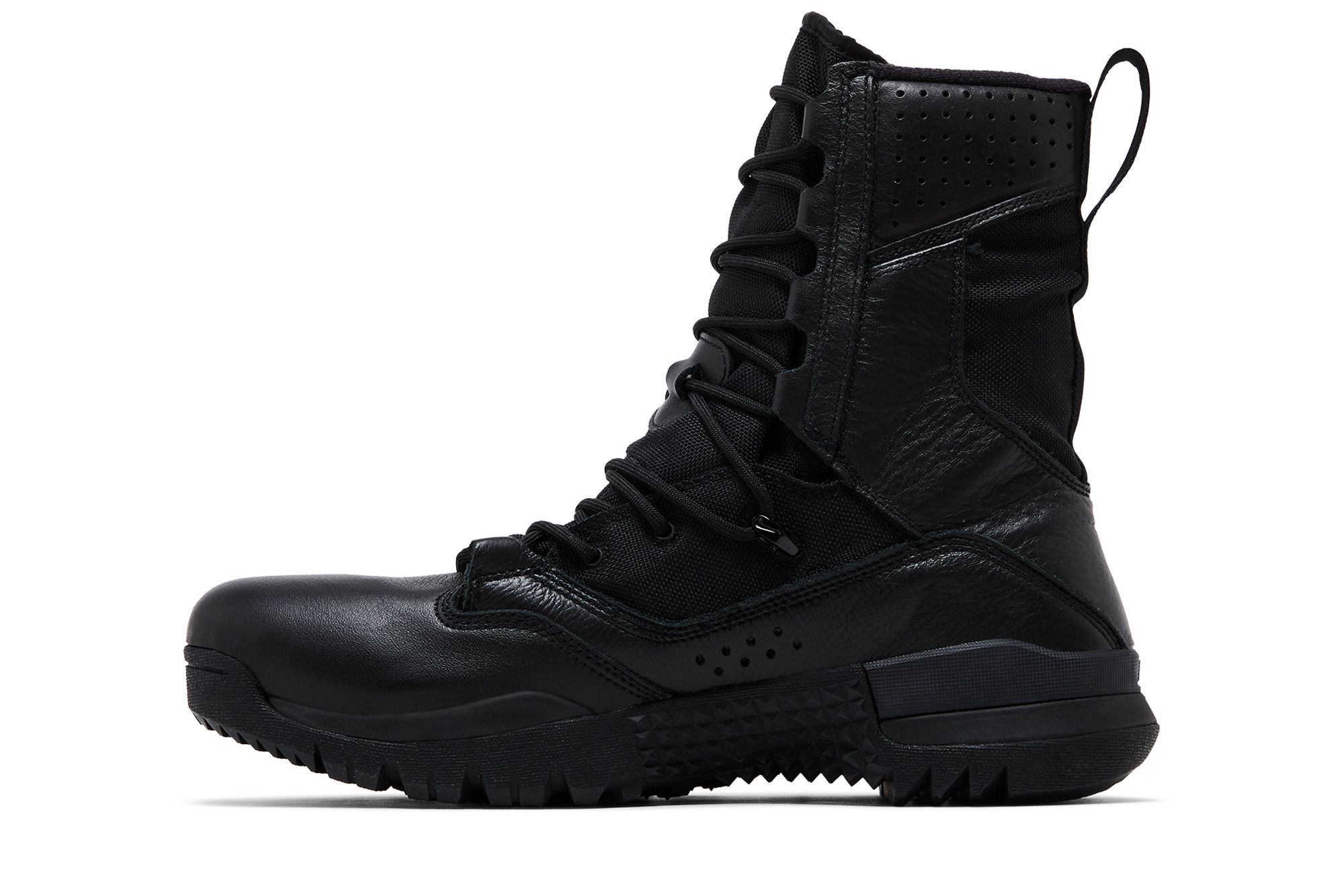 Shop 耐吉 8 吋特製野戰靴 '黑色' AQ1199-001