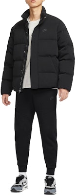 ナイキ ブラック ダウンジャケット 長袖 立ち襟付き FB7855-010 Purchase ナイキ ブラック ダウンジャケット 長袖 立ち襟付き FB7855-010