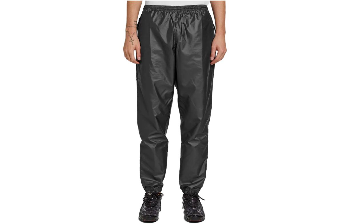 Lookbook ナイキ ブラック ソリッド ハーフジップ トラックスーツ セット - リラックスフィット 2点セット AV9997-010