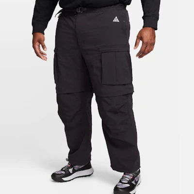 Nike Cargo Hiking Utility Pants Straight-Leg Loose Fit Logo Design FN0428-010 Purchase Nike Cargo Hiking Utility Pants Straight-Leg Loose Fit Logo Design FN0428-010